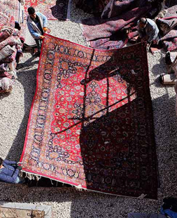بررسی سلامت فرش در قالی شویی هفت تیر قم